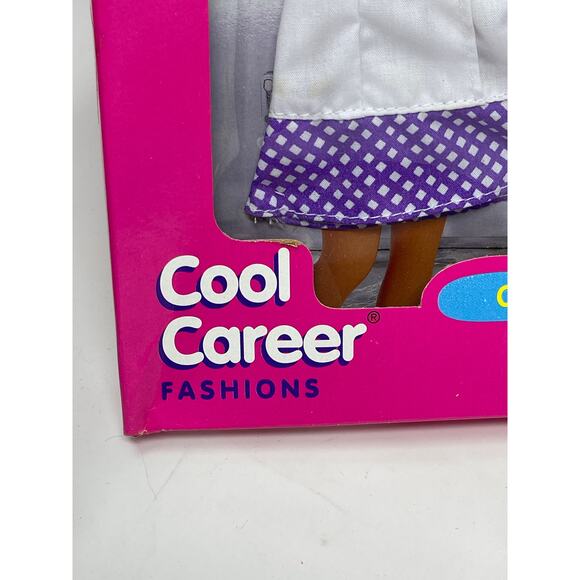 VTG 3 NEW BARBIE 1996 COOL CAREER Fashion CHEF, EXPLORER & BALLERINA Clothes LOT - Picture 6 of 9